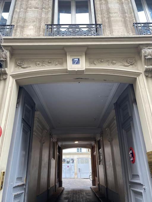 Cocon Des Champs-Elysees Париж Екстериор снимка